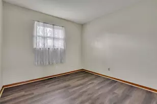 1942 Argyle Dr, Columbus, OH 43219 - Photo 11