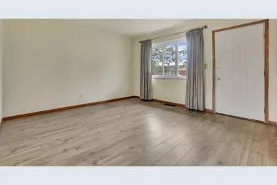 1942 Argyle Drive, Columbus, OH 43219 - Photo 5