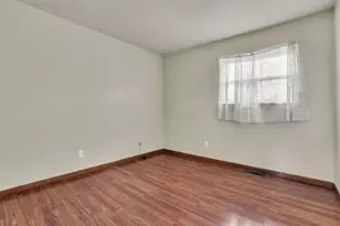1942 Argyle Dr, Columbus, OH 43219 - Photo 13