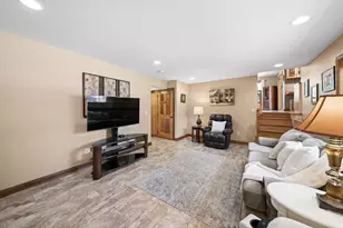 166 Ormsbee Ave, Westerville, OH 43081 - Photo 41
