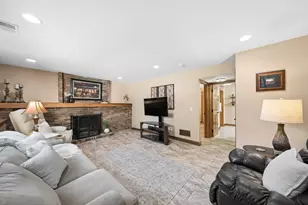 166 Ormsbee Ave, Westerville, OH 43081 - Photo 39