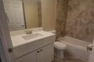 1726 Sun Apple Wy, Columbus, OH 43232 - Photo 3