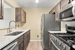4027 Blendon Grove Way, Gahanna, OH 43230 - Photo 11