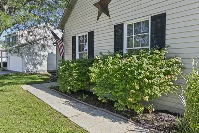 2162 Forestwind Drive, Grove City, OH 43123 - Photo 3