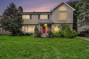 2553 Chester Rd, Upper Arlington, OH 43221 - Photo 1
