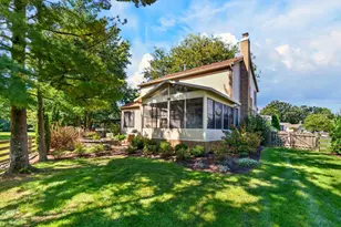 1647 Preston Woods Ct, Columbus, OH 43235 - Photo 11