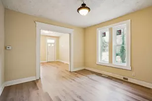443 N Champion Ave, Columbus, OH 43203 - Photo 5