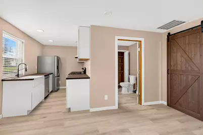 21093 Five Points Pike, Williamsport, OH 43164 - Photo 15