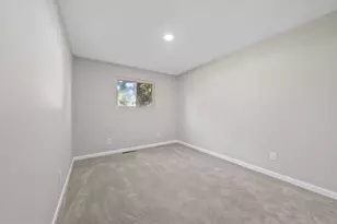 1576 Koebel Rd, Columbus, OH 43207 - Photo 11