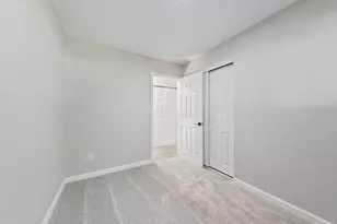 1576 Koebel Rd, Columbus, OH 43207 - Photo 19