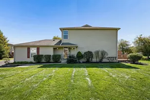 5687 Everbrook Dr, Hilliard, OH 43026 - Photo 3