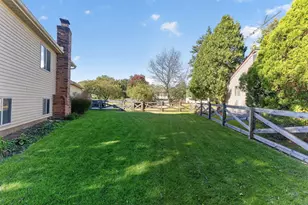 8246 Waco Ln, Powell, OH 43065 - Photo 13