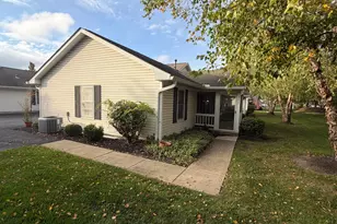 8647 Victoria Meadow Ln, Reynoldsburg, OH 43068 - Photo 1