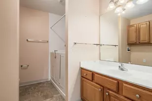 4274 Strattford Cir E, Zanesville, OH 43701 - Photo 15