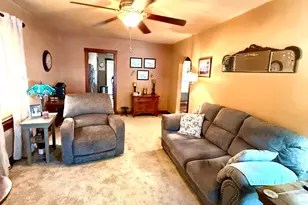 327 E Elm St, Washington Court House, OH 43160 - Photo 7