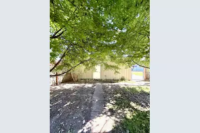 327 E Elm Street, Washington Court House, OH 43160 - Photo 5