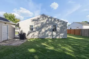 1041 Sunshine St, Circleville, OH 43113 - Photo 31