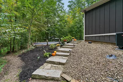 9430 Robinhood Circle, Westerville, OH 43082 - Photo 7