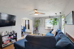 1390 Republic Ave, Columbus, OH 43211 - Photo 9