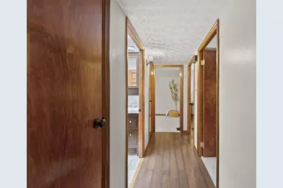 715 E Cooke Road, Columbus, OH 43214 - Photo 15