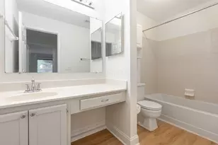 2221 Hedgerow Road, Columbus, OH 43220 - Photo 17