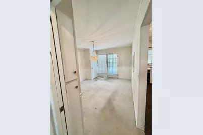 5335 Yorkshire Village Lane #C29, Columbus, OH 43232 - Photo 5