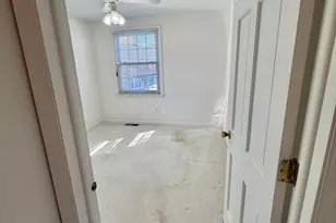 5335 Yorkshire Vlg Ln, Columbus, OH 43232 - Photo 17