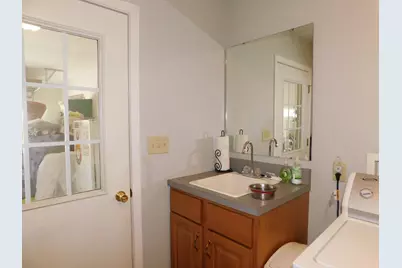 537 Edgehill Circle, Logan, OH 43138 - Photo 15