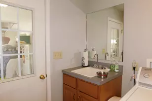 537 Edgehill Cir, Logan, OH 43138 - Photo 15