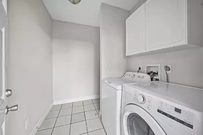 2380 Indiana Avenue, Columbus, OH 43202 - Photo 17