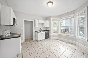 2380 Indiana Ave, Columbus, OH 43202 - Photo 13