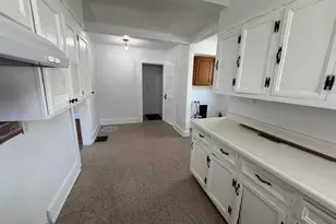 802 N High St, Lancaster, OH 43130 - Photo 27