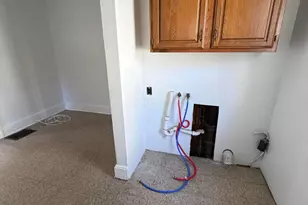 802 N High St, Lancaster, OH 43130 - Photo 23