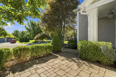 4909 Saint Andrews Circle, Westerville, OH 43082 - Photo 5
