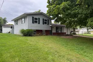 55 Fieldpoint Rd, Heath, OH 43056 - Photo 1