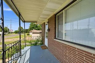 904 Reeb Ave, Columbus, OH 43207 - Photo 3