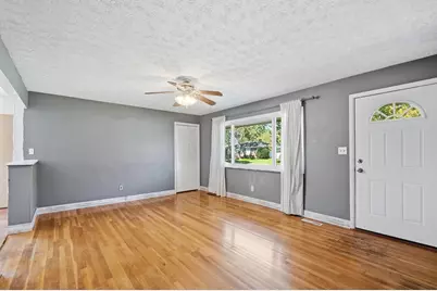 3011 Voeller Circle, Grove City, OH 43123 - Photo 5