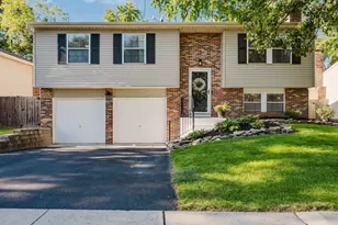 3752 Cypress Creek Dr, Columbus, OH 43228 - Photo 1