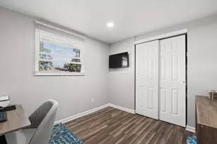 809 Maurine Dr, Columbus, OH 43228 - Photo 13