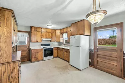 142 Heath Lane, New Holland, OH 43145 - Photo 7