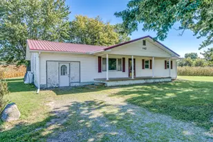 142 Heath Ln, New Holland, OH 43145 - Photo 5