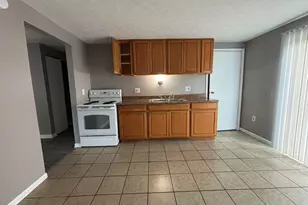 903 Breathitt Ave, Columbus, OH 43207 - Photo 5