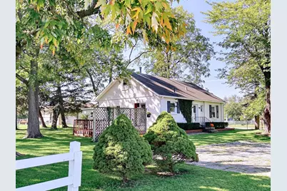 260 Norton Road, Columbus, OH 43228 - Photo 1