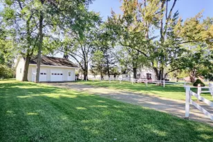 260 Norton Rd, Columbus, OH 43228 - Photo 17