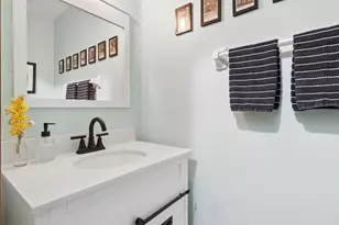 6126 Carmell Dr, Columbus, OH 43228 - Photo 19