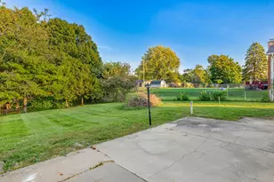 2462 Thor Dr, Springfield, OH 45503 - Photo 29