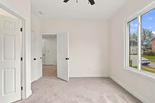 396 Clarendon Ave, Columbus, OH 43223 - Photo 23