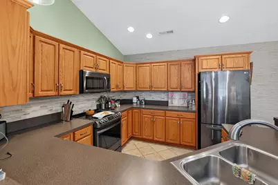 708 Knolls Drive, Mount Vernon, OH 43050 - Photo 11