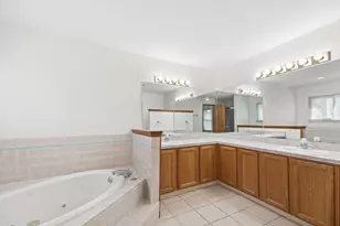1581 Raspberry Run Dr, Columbus, OH 43204 - Photo 25