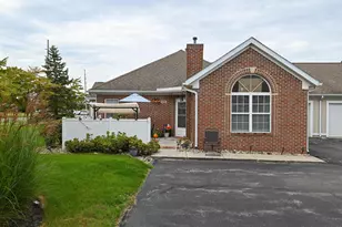606 Hampton Woods Dr, Marion, OH 43302 - Photo 1
